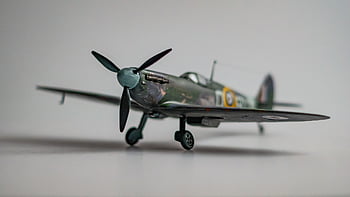 supermarine Spitfire, toy, plane, model, miniature, hobby, craft, plastic, propeller, hunter, military