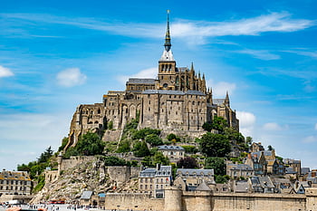 mont-saint-michel, opatství, normandie, Francie, jasné modré nebe, Ikonický pohled, mont saint michel, historické místo, středověké architektury, turistická atrakce, světového dědictví UNESCO