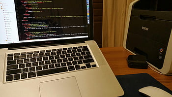 การเข้ารหัส, macbook pro, รหัสแหล่งที่มา, สำนักงานที่บ้าน, เคาน์เตอร์, ซอฟต์แวร์, พัฒนาการ, พี่ชาย, งาน, HTML, เนื้อไม้