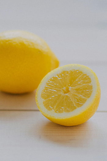 sliced lemon, lemon slices, yellow fruit, citrus fruit, lemon half, lemon juice, fresh lemon, lemon pulp, lemon rind, lemon wedge, lemon segment