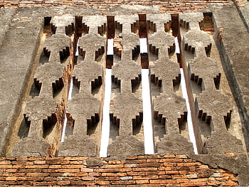 hnědý betonový povrch, Ozdobná cihla, Stone Latticework, Tradiční asijská architektura, detail, dekorativní vzor, architektonický detail, kulturní dědictví, historické struktury, složitý design, Starověké řemeslné zpracování