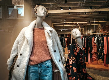 mannekäng, Snygg outfit, fashionabla kläder, boutique, färgglad interiör, kvinna mannequin, klädsel, modebutik, butiksinredning, snygga kläder, butiksmode