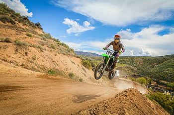 motocross, salakpálya, motoros ugrás, kék ég, nappal, izgalmas cselekvés, verseny, kültéri sportok, terep, kaland, motorkerékpár versenyzés