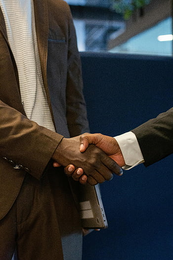 apertando as mãos, foto de close-up, profissionais de negócios, Parceria bem -sucedida, aperto de mão, aperto de mão de negócios, aperto de mão profissional, reunião de negócios, Contrato de Parceria, Configuração do escritório, traje formal