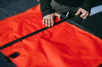 Krejčí, měření, tkaniny, pracovní stůl, červená tkanina, dílna, Přesné nástroje, detail, k nepoznání krejčí, měřicí nástroje, šití