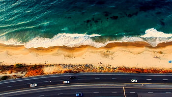fotografía aérea, orilla del mar, autopista, playa tranquila, las olas del mar, vista aérea, carretera costera, fotografia de playa, fotografía del océano, olas de playa