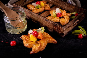 food, bread, fruits, baked, pastry, baked Goods, snack, dessert, tasty, delicious, bakery
