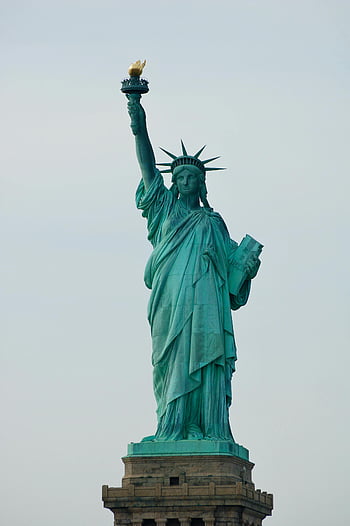 socha svobody, New York City, Symbol svobody, Ikona demokracie, Kultovní socha, dáma svoboda, pochodeň, koruna, Americká památka, cíl cesty, Turismus v New Yorku