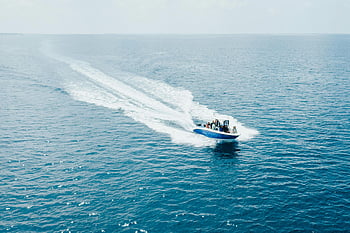 turyści bez twarzy, motorówka, Blue Sea Water, łódź motorowa, przezroczyste niebieskie wody, Malediwy, przelot, turyści, rejs statkiem, ocean, Sporty wodne