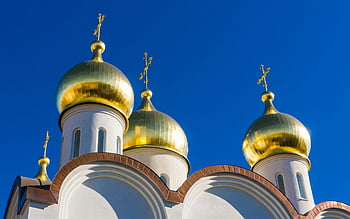 gyllene kupler, russisk-ortodokse kirke, klart blå himmel, hvit katedral, lav vinkel visning, dagtid, nærbilde, arkitektur, religiøs bygning, kuppelformet struktur, gylne kryss