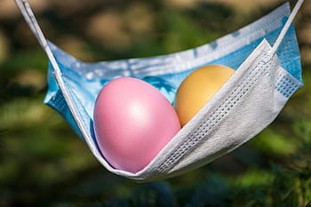 Pasen, Paas eieren, corona, masker, covid-19, beschermend masker, eieren, maaltijd, voedsel, veelkleurig, gekleurde