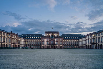 Mannheim, Németország, badenwuerttemberg, baden württemberg, Mannheim kastély, barokk kastély, barokk, kastély, építészet, épület