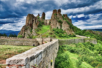 fortress, fortification, medieval, castle, history, ancient, stronghold, stone, landscape, heritage
