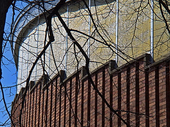 curved, building, wall, city, perspective, exterior, architecture, daytime, structure, facade, round