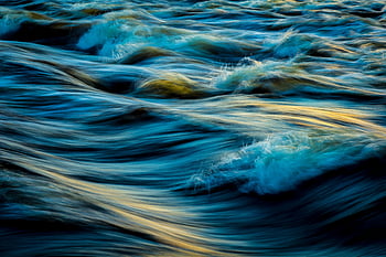 makro fotografie, vodní vlny, vlny oceánu, zářivé barvy, dynamický pohyb, tekoucí voda, vlnění, modrá voda, fotografování přírody, abstraktní voda, textura vody