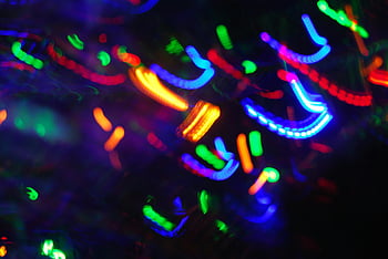wazige neonlichten, donkere kamer, kleurrijke samenvatting, Bokeh-patroon, levendige compositie, dynamische compositie, neonbokeh, abstracte neon, kleurrijke lichten, donkere achtergrond, neon gloed