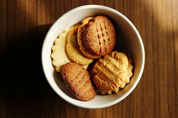 småkager, skål, hjemmelavede cookies, hvid skål, tæt på, snacks, desserter, træbord, madfotografering, søde godbidder, Bagværk