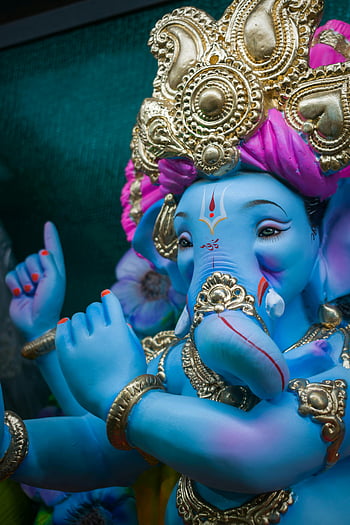 pán Ganesha, ganesh chaturthi, mumbai, živé zobrazení, Zlatá ozdoba, světlé barvy, Festivalová socha, indické božstvo, Náboženský Idol, Kulturní oslava, tradiční umění