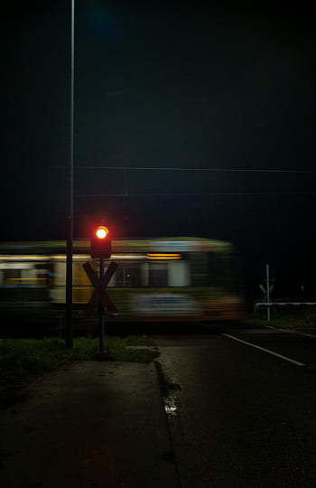 vlak, přejezdu, noc, bornheim, Německo, svítící červený signál, železnice, železniční přejezd, noční fotografie, dlouhé expozice, městské scény