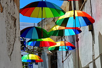 parasole, aleja, Miasto, ulica, ochrona przed słońcem, stare Miasto, kolorowe parasole, Grecja, naxos, Cyklady