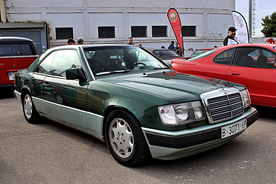 Mercedes Benz, 300CE, W124, 1987, classic car, green car, car show, European license plate, vintage car, coupe, parked car