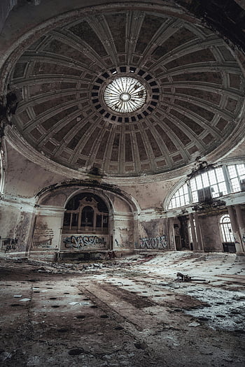 verlaten gebouw, Grand Dome -plafond, graffiti muren, herenhuis interieur, exploratie, verval, architecturale ruïnes, historische structuur, stedelijke verkenning, Verlaten landhuis, koepel architectuur