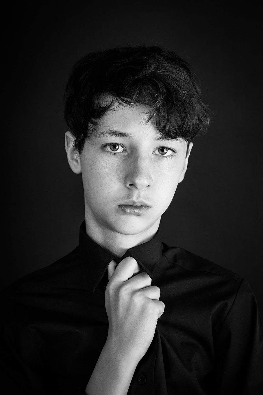 young Man, teen, portrait, boy, studio, black And White, puberty, hands, sight, model, pose