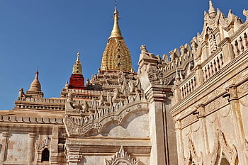 tempio di Ananda, Bagan, birmania, tempio, pagoda, buddismo, cultura, architettura, tradizionale, Myanmar, viaggio