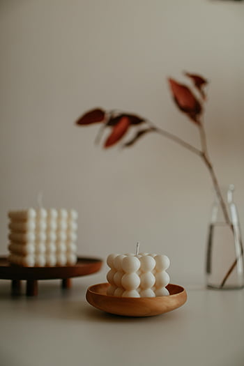 bubble candles, minimalist still life, simple vase, neutral background, wax candle, tray, decorative candles, modern decor, home decor, candle holder, dried flowers