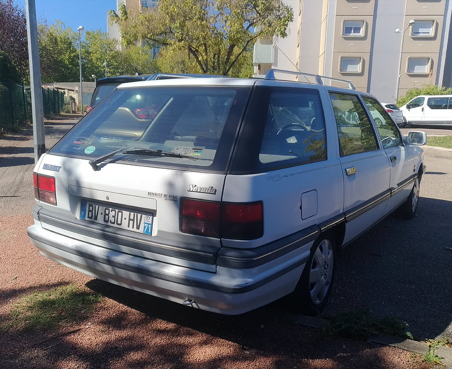 renault, 21, nevada, auto, kombi, poznávací značka, zpětný pohled, zaparkováno, venku, budova, stromy