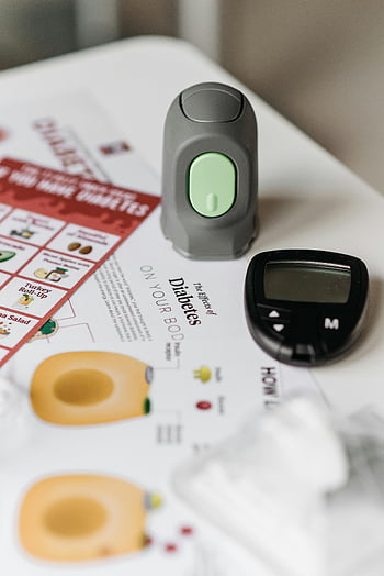 glucometru, documente despre diabet, Monitorizarea sănătății, masa, zahăr din sânge, aparat medical, Managementul diabetului, glucometrul de sânge, sănătate, Educația pentru diabet, informații despre diabet