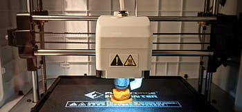 3D 인쇄, 플래시 포지, 모험가 3, 슬라이싱 프로그램, 업데이트 테스트, 인쇄기, 주의 레이블, 뜨거운 노즐, 플랫폼, 노란 물체, 인쇄 침대