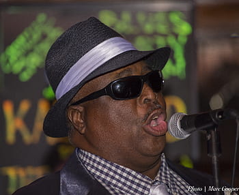blues, Big Mike, zpěvák, umělec, Maui Sugar Mill, Los Angeles, usa, mikrofon, čepice, sluneční brýle