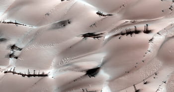 Mars, NASA, JPL, highrise, arizonan yliopisto, tiede, tähtitiede, geologia, maisema, jäiset dyynit, pohjoinen kevät