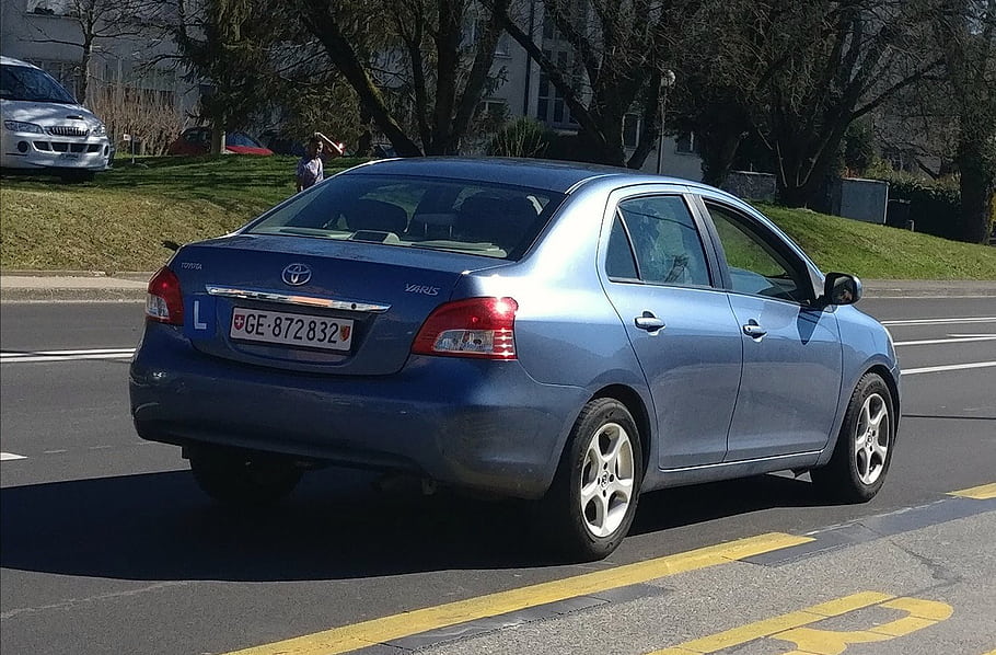 toyota, yaris, sedan, Ženeva, švýcarsko, auto, silnice, poznávací značka, modrý, vozidlo, oficiální