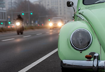 vw brouk, auto, světlomet, silnice, město, provoz, tapety na plochu, volkswagen, vozidlo, automobil