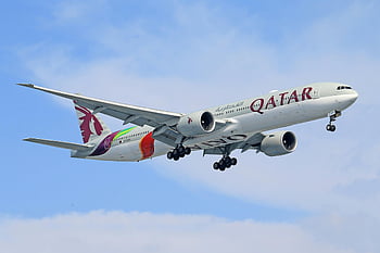 qatar airways, boeing 777, flyvende flyvende, skyfri himmel, luftfart, kommercielle fly, jetliner, flyselskab, flyvningen, fly