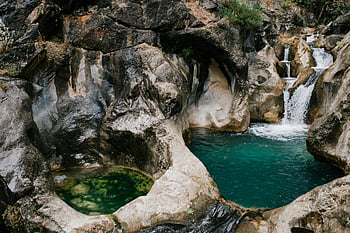 şelale, basamaklı su, kayalık kanyon, doğal güzellik, hızlı su akışı, sakin şelale, havuz, dağ geçidi, su akışı, kanyon, doğal manzara