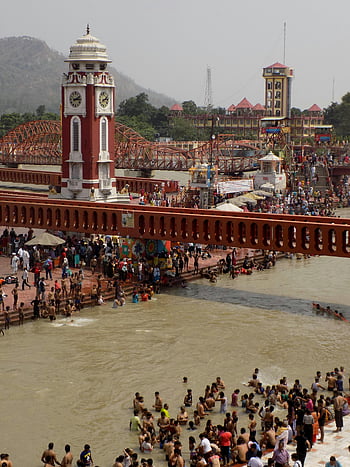 řeka gangy, Har Ki Pauri, haridwar, Indie, Poutní koupání, Posvátné místo, živá scéna, hodinová věž, břeh řeky, dav