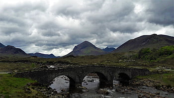 Skotsko, kamenný most, vrchovina, isle of skye, mraky