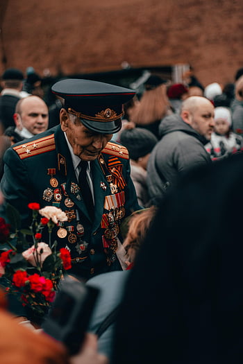 militærveteran, medaljer, uniform, ældre veteran, blomster, ceremoni, Moskva, Rusland, Militær ceremoni, veteranceremoni, Militære medaljer