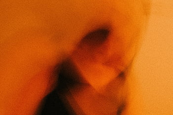 blurred motion, dynamic image, warm orange tones, abstract motion effects, motion blur, abstract photography, orange hues, artistic blur, motion capture, abstract art, dynamic composition