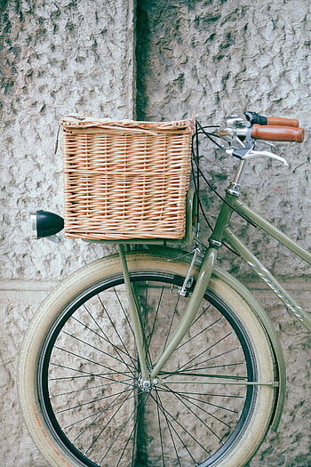 biciclete de epocă, cos de rachita, Zid de piatră rezistent, a închide, motocicleta retro, coș de biciclete, scena în aer liber, Bicicletă clasică, cadru verde, ghidonul, stilul de epocă