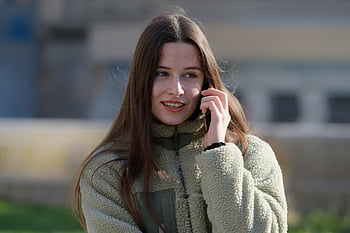 kvinde, lykkelig, smil, opkald, telefon opkald, afslappet, udendørs, taler, telefon, livsstil