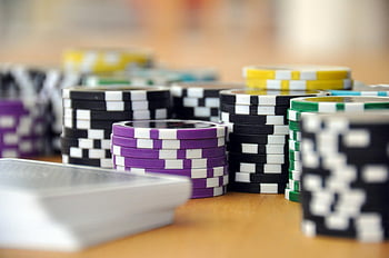 poker-chips-blue-green-purple-casino-the
