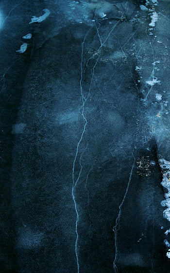 broken ice texture, cracked ice, wintery pattern, close-up ice, ice cracks, winter texture, icy surface, frozen water, ice patterns, winter background, ice details