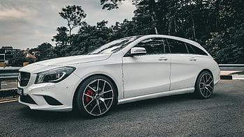 mercedes benz, luxusní design, Singapur Urban, Elegantní bílá, sedan, zaparkováno, silnice, fotografie ve stupních šedi, auto, vozidlo, moderní