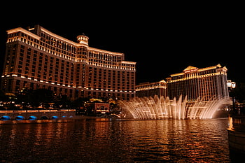 Bellagio Fontánová show, hotel bellagio, las vegas, nv, Osvětlená noc, nádherný výhled, fontány, noční scénu, bellagio fontány, Atrakce v Las Vegas, exteriér hotelu