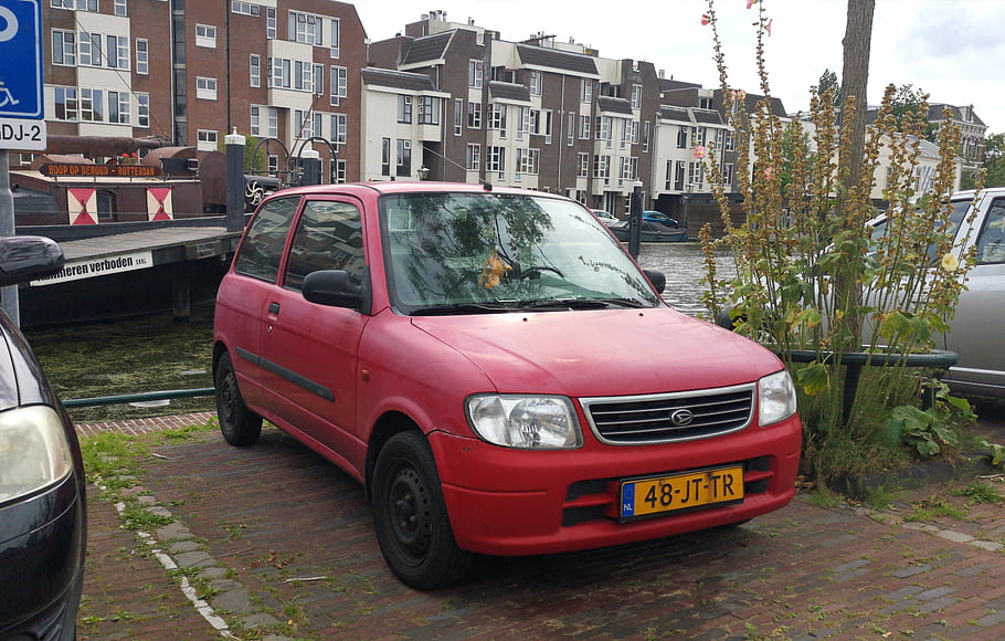 daihatsu, cuore, 2002, auto, Červené, poznávací značka, 48-JT-Tr, leiden, Nizozemí, kompaktní, vozidlo