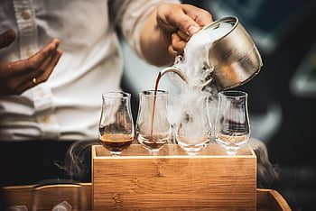 barista, káva, nalévání, espresso, latte, kavárna, restaurace, cappuccino, napít se, kofein, číšník